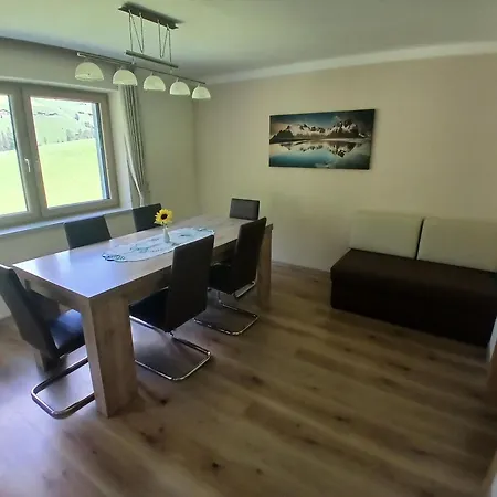 Apartman Goldmann, Haus