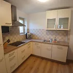 Goldmann, Haus * Tux
