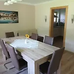 Goldmann, Haus Apartament
